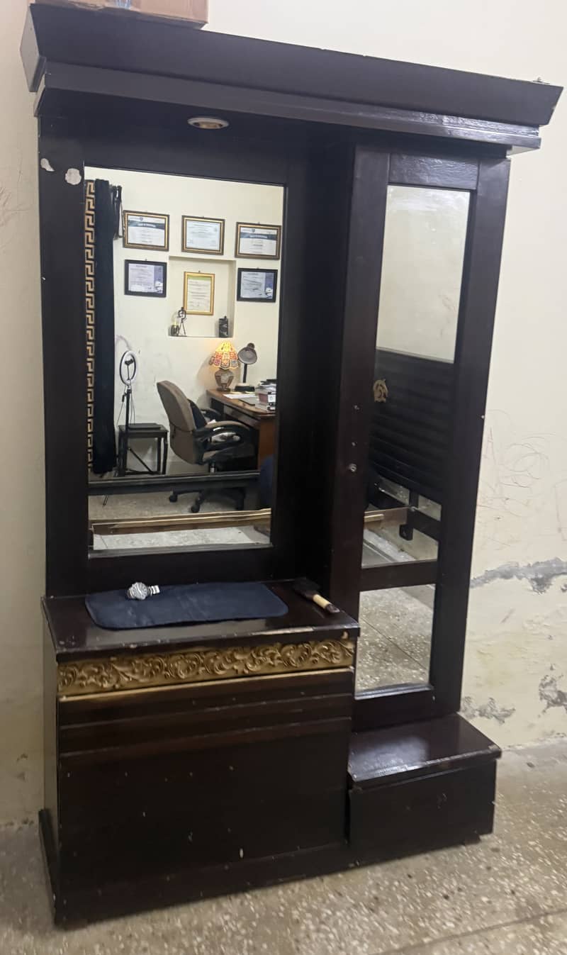 Dressing Mirror/ Table 1