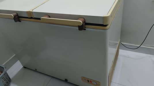 Dawlance deep freezer for sale