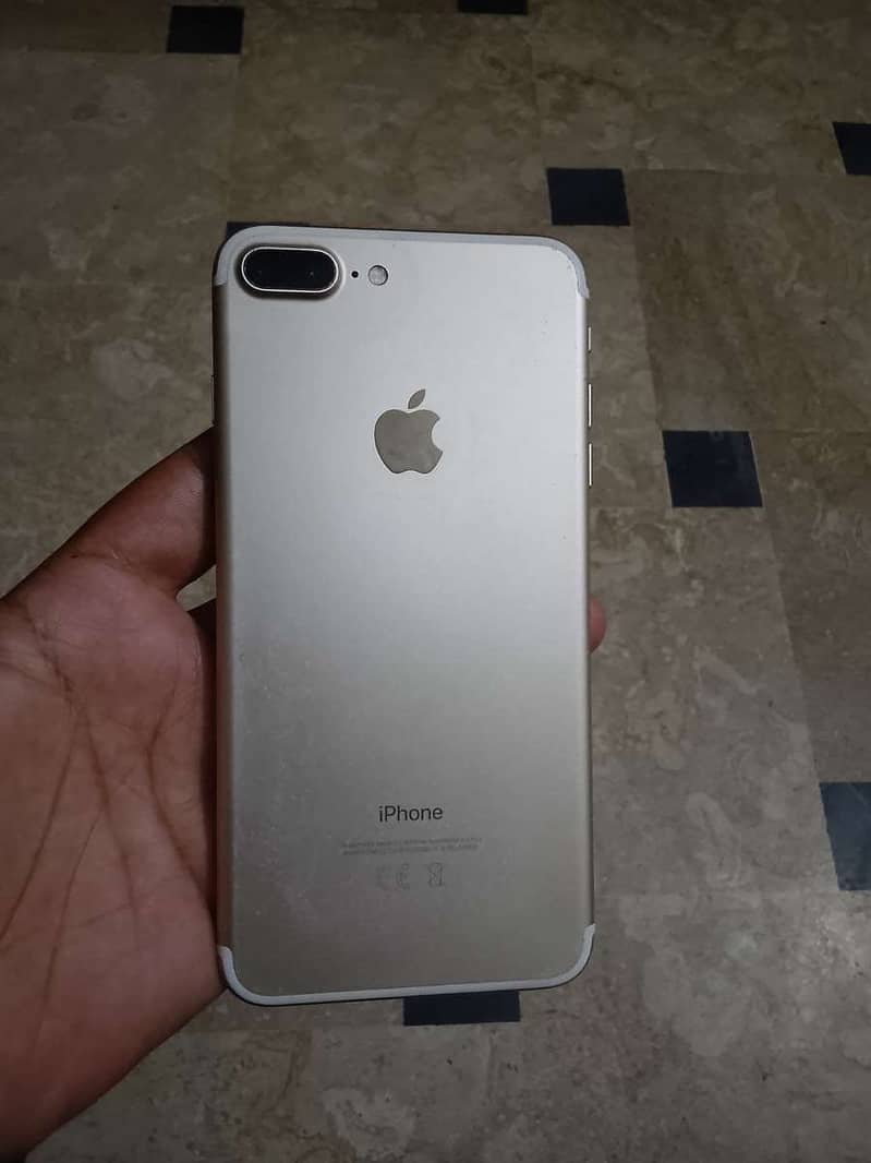 Apple iPhone 7 Plus 0