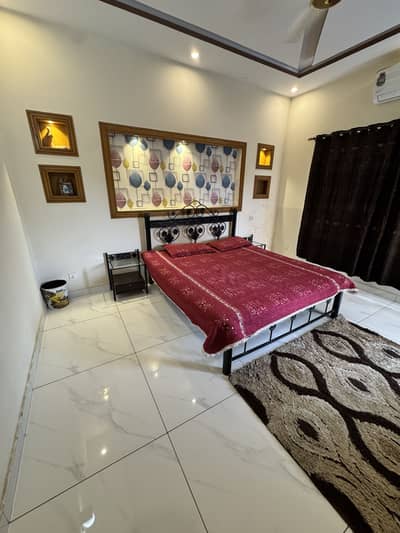 Desperately lonely bed looking for loving home