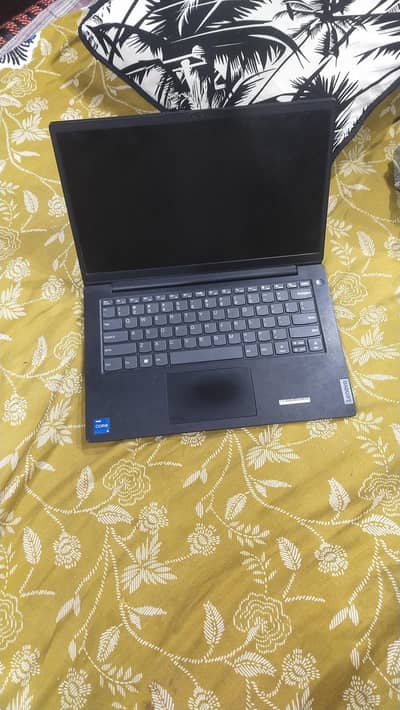 Lenovo v14 G3 i5 12th generation 8Gb 256Gb ips screen