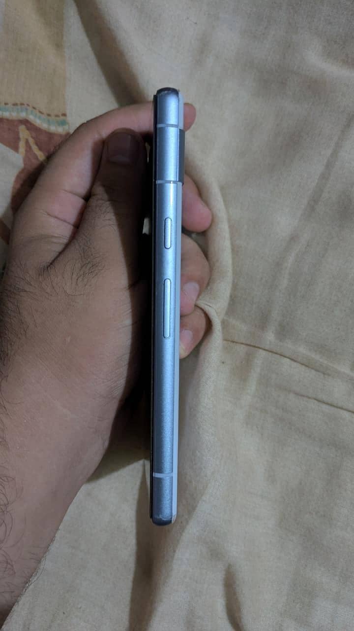 Google Pixel 7a 1
