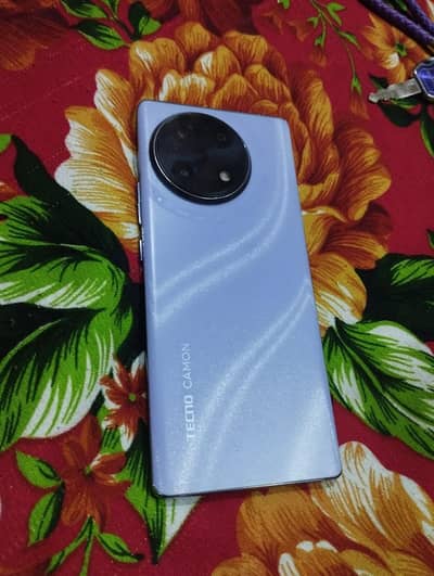 Tecno CAMON 30S
