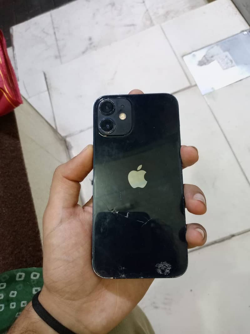 Apple iPhone 12 mini 1
