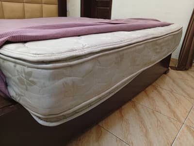 Double Bed Spring Mattress for Sale