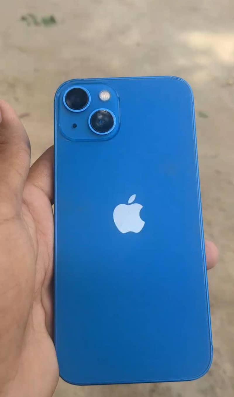 Apple iPhone 13 2