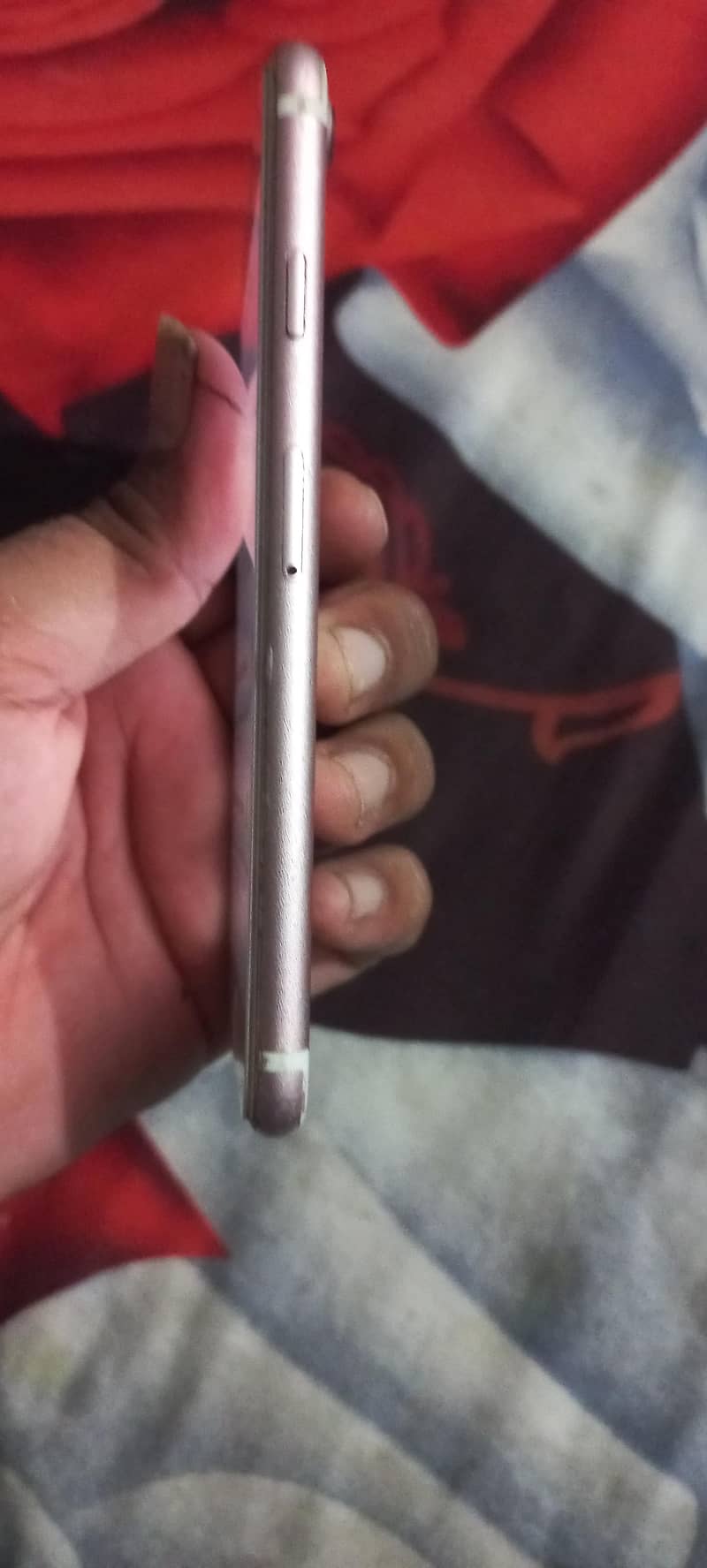 Apple iPhone 7 3