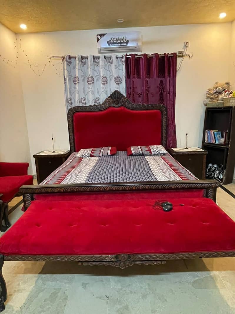 King bed set 0