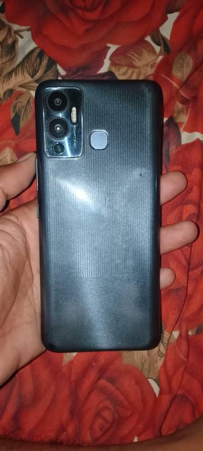 Infinix Hot 12 Play