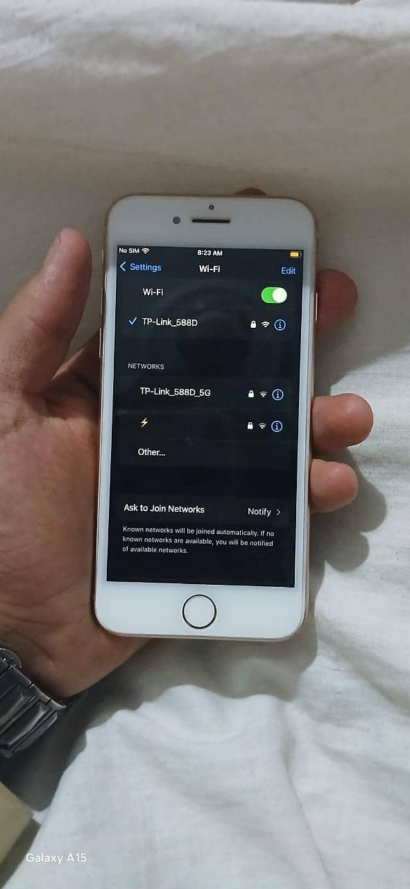 Apple iPhone 8 3