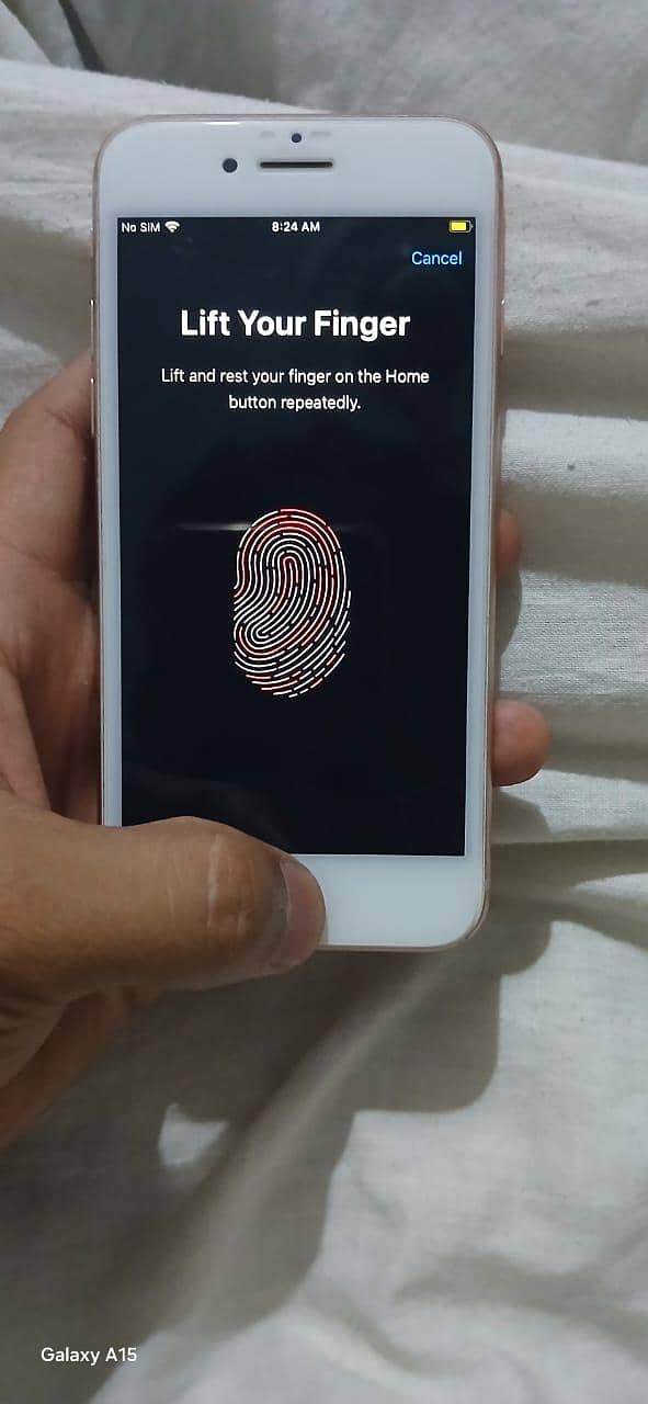 Apple iPhone 8 4