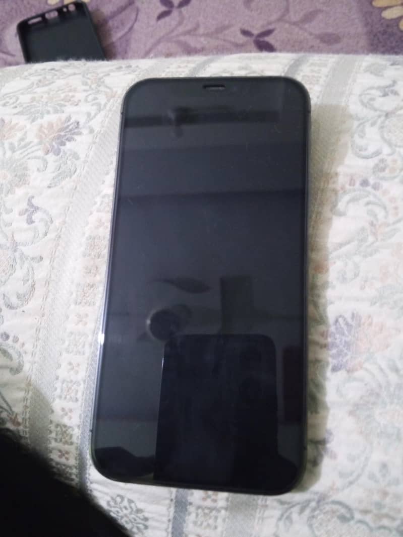 Apple iPhone 12 Pro 2