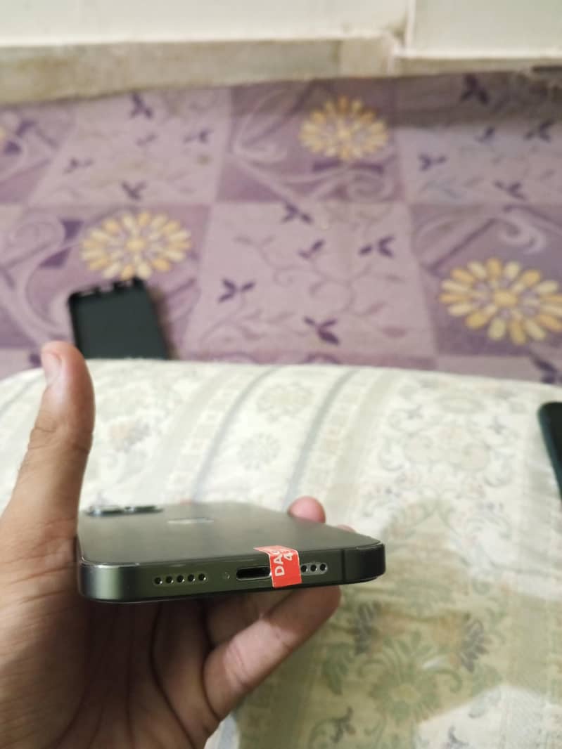 Apple iPhone 12 Pro 5