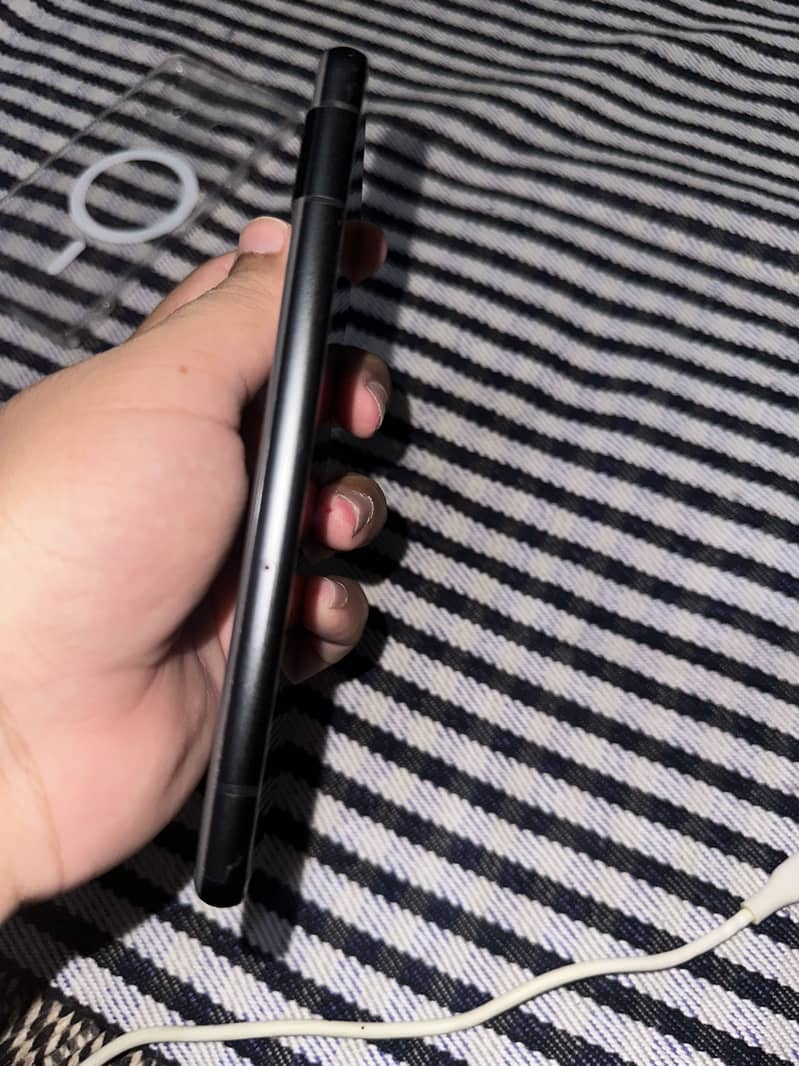 Google Pixel 7a 2
