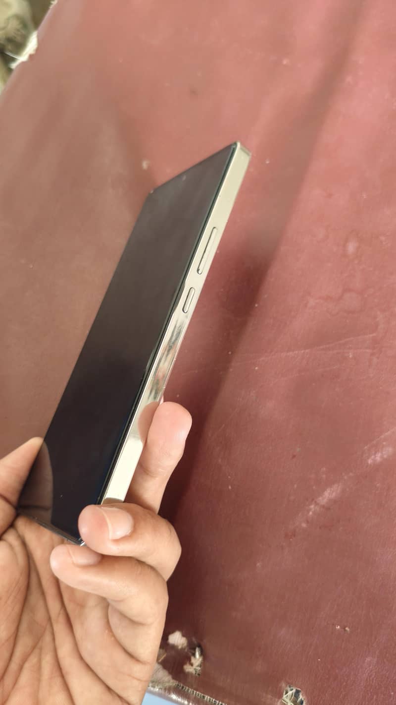 Infinix Note 40 1