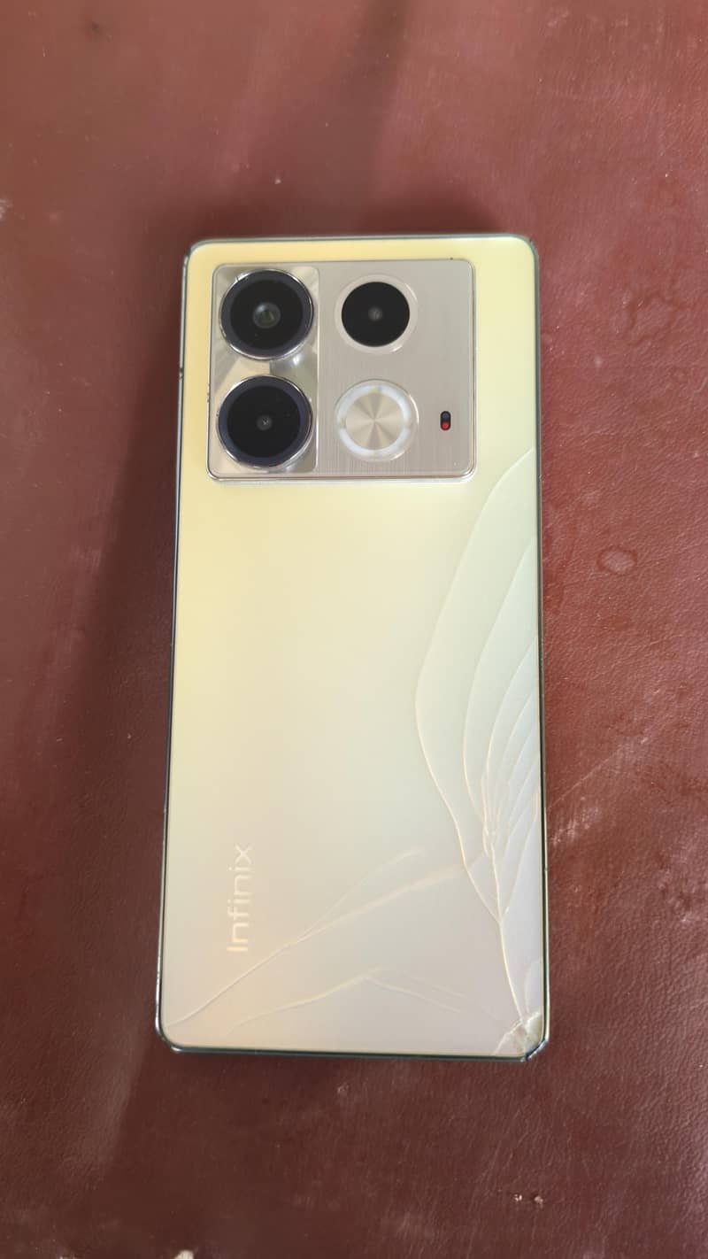 Infinix Note 40 3