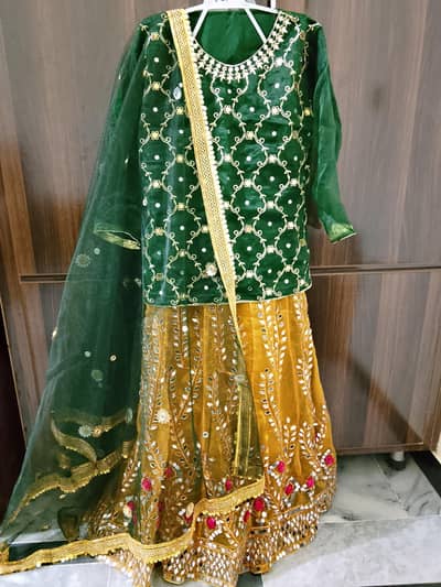 mhendi function lhenga