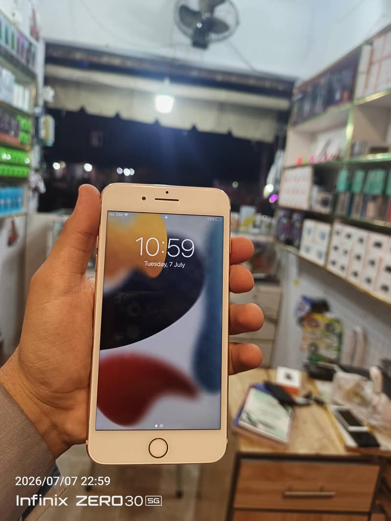 IPhone 7 Plus 0