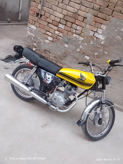 CG 125 baik