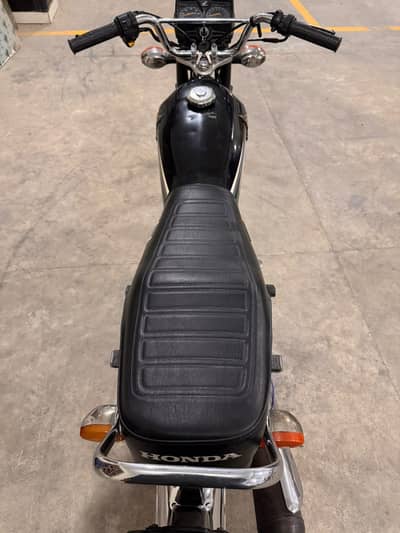 CG125