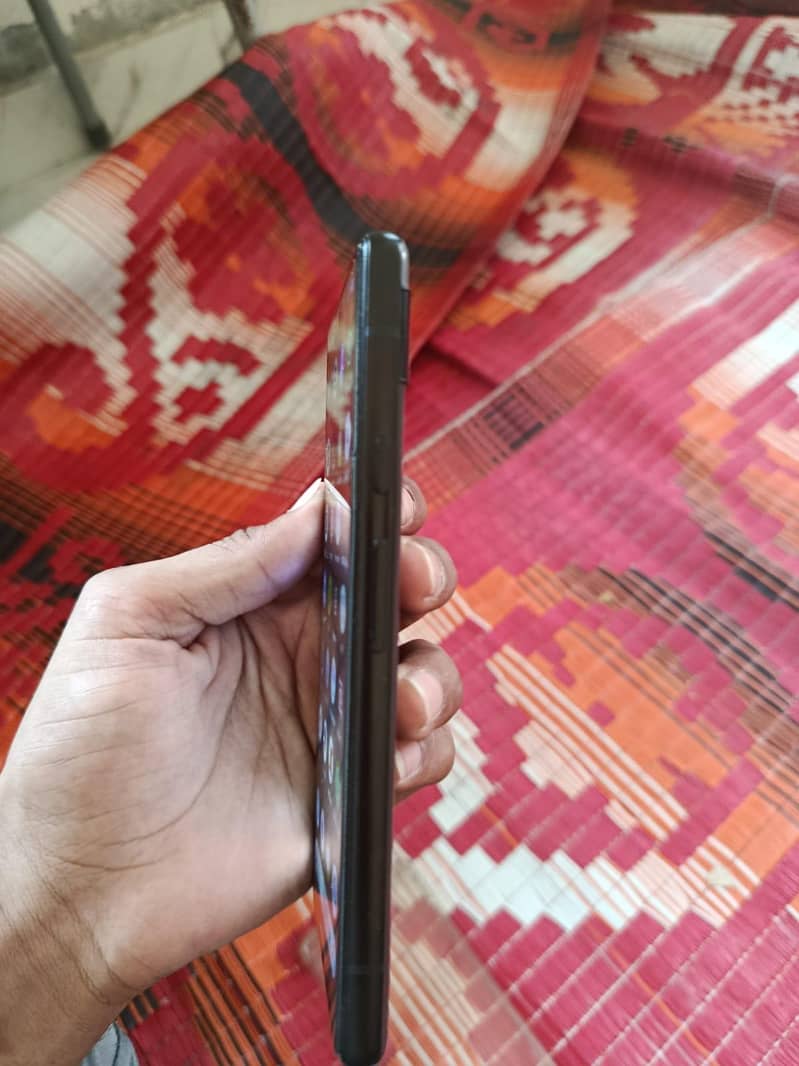 Google Pixel 6a 5
