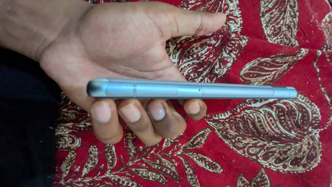 Google Pixel 7a 3