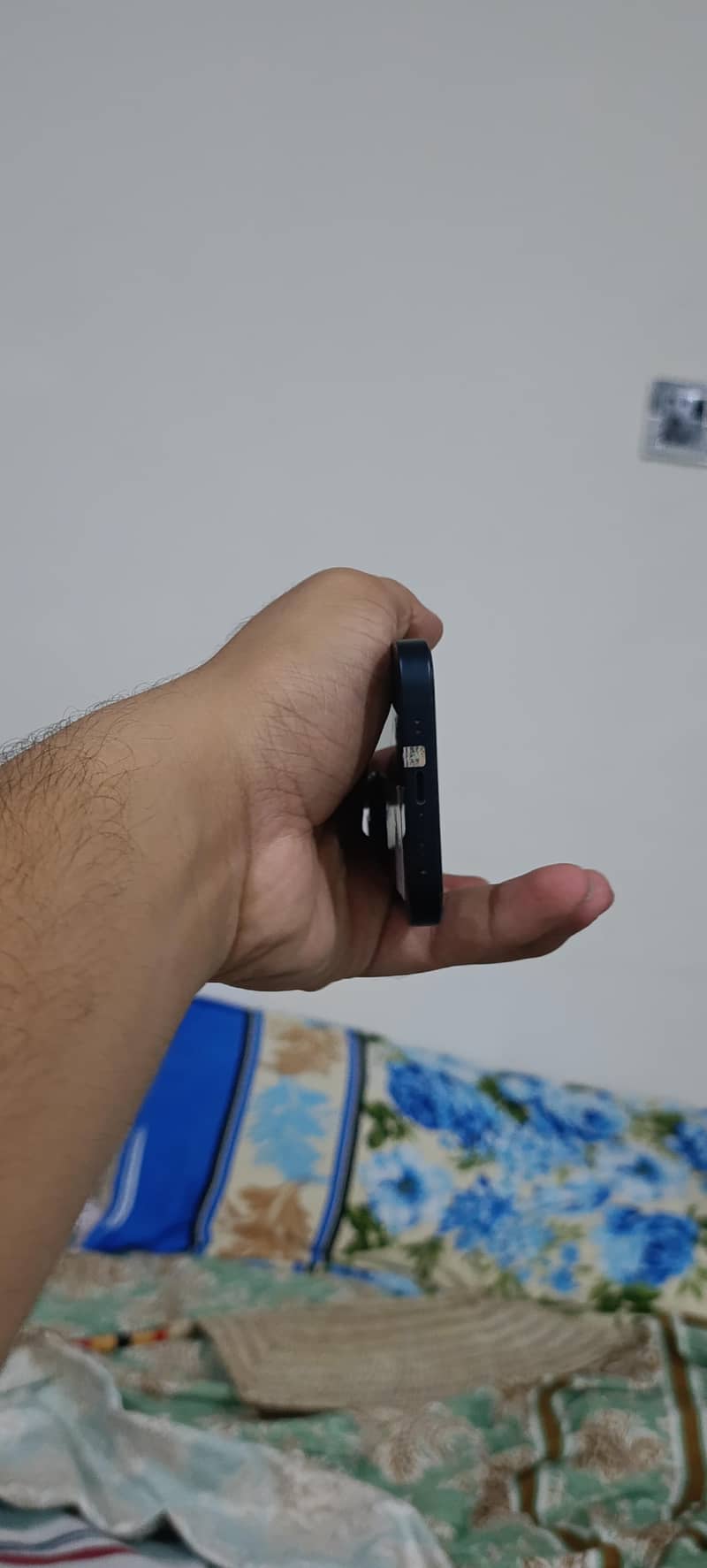 Apple iPhone 14 3