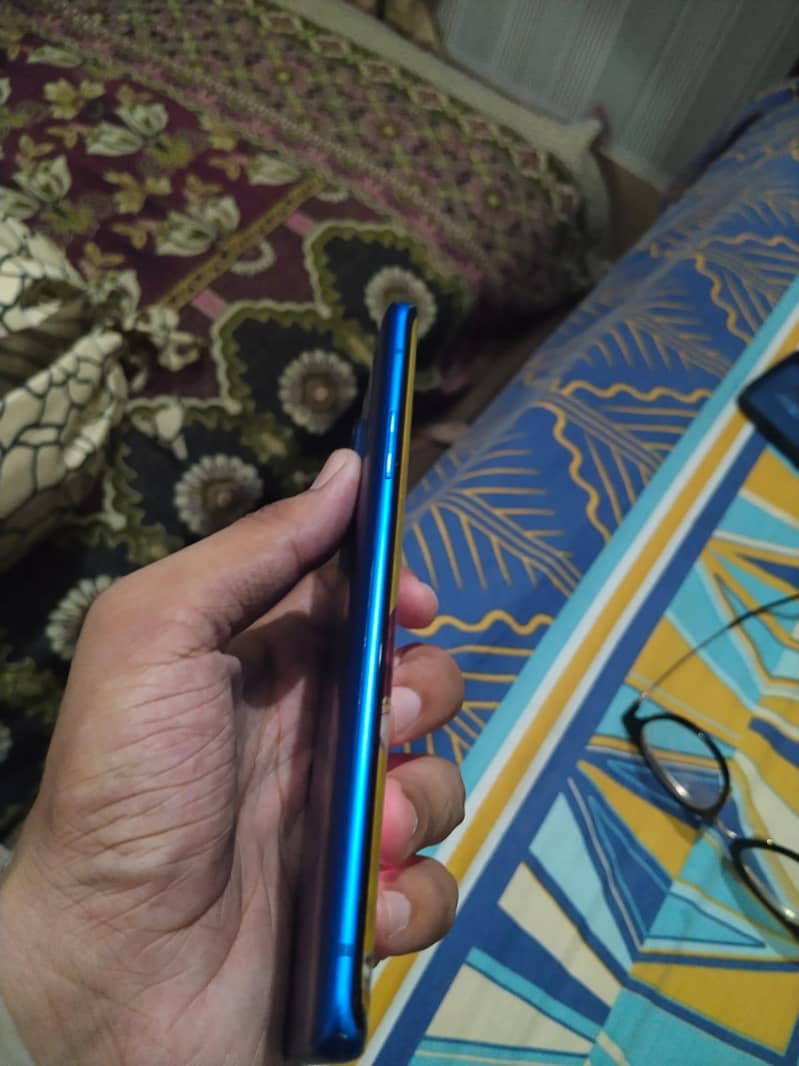 One Plus 8 Pro 0