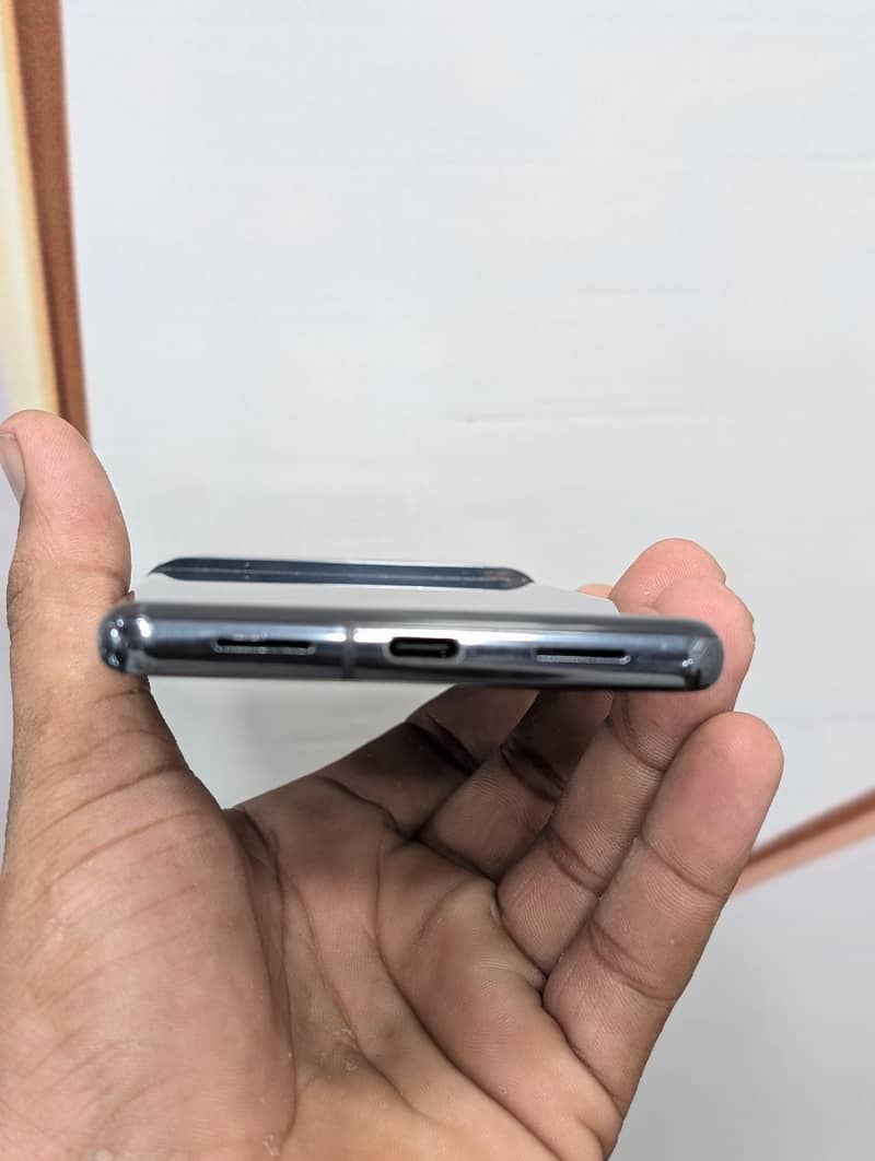 Google Pixel 7 Pro 4