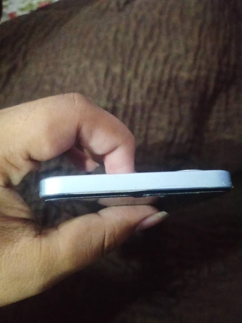 Realme Note 60 3