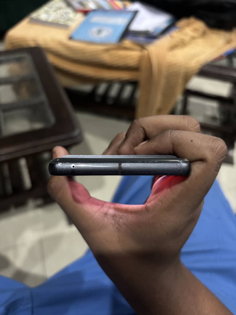 Google Pixel 7 5