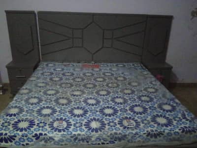 double bed with singhar table aur full size almari 3 door k sath new