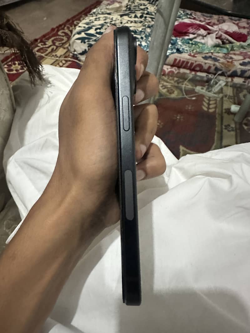 Apple iPhone 15 1