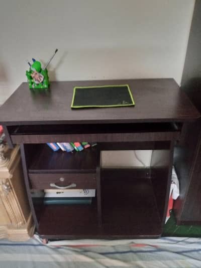 Computer Table