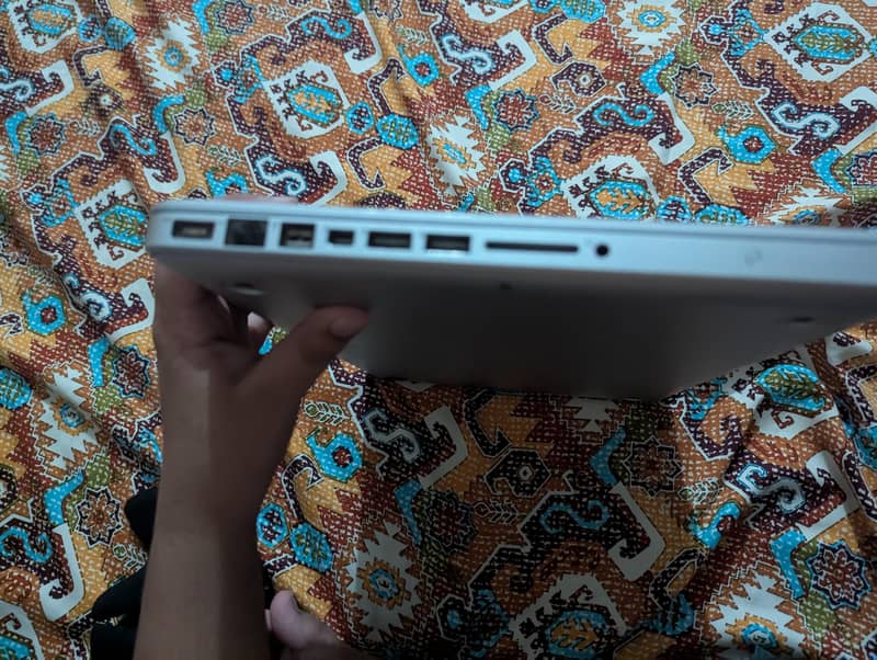 Mac book pro 8