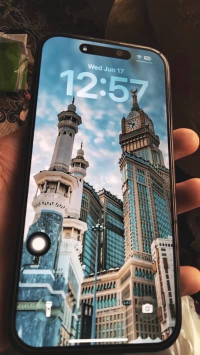 Apple iPhone 15