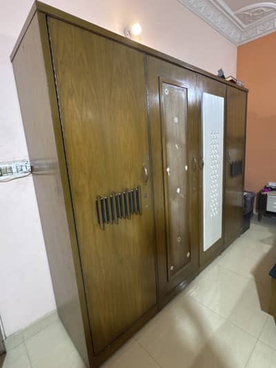 4 door wardrobe