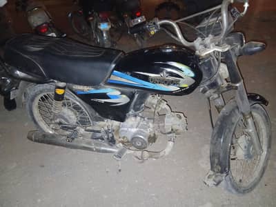 Unique for sale 70cc 2019 karachi number
