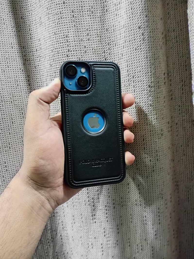 Apple iPhone 13 5