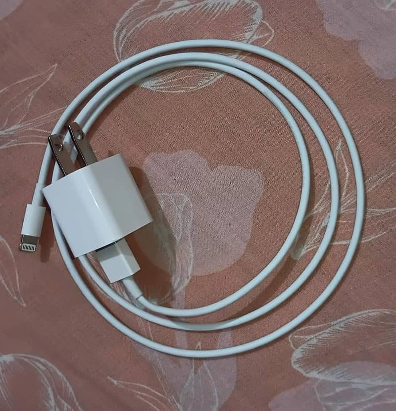 Apple iPhone 7 Plus 4
