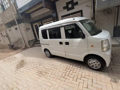 Suzuki Every 2010