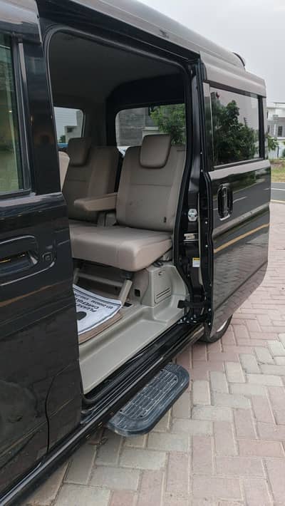 Brand new Suzuki every wagon special full option 2022.2026. 2026