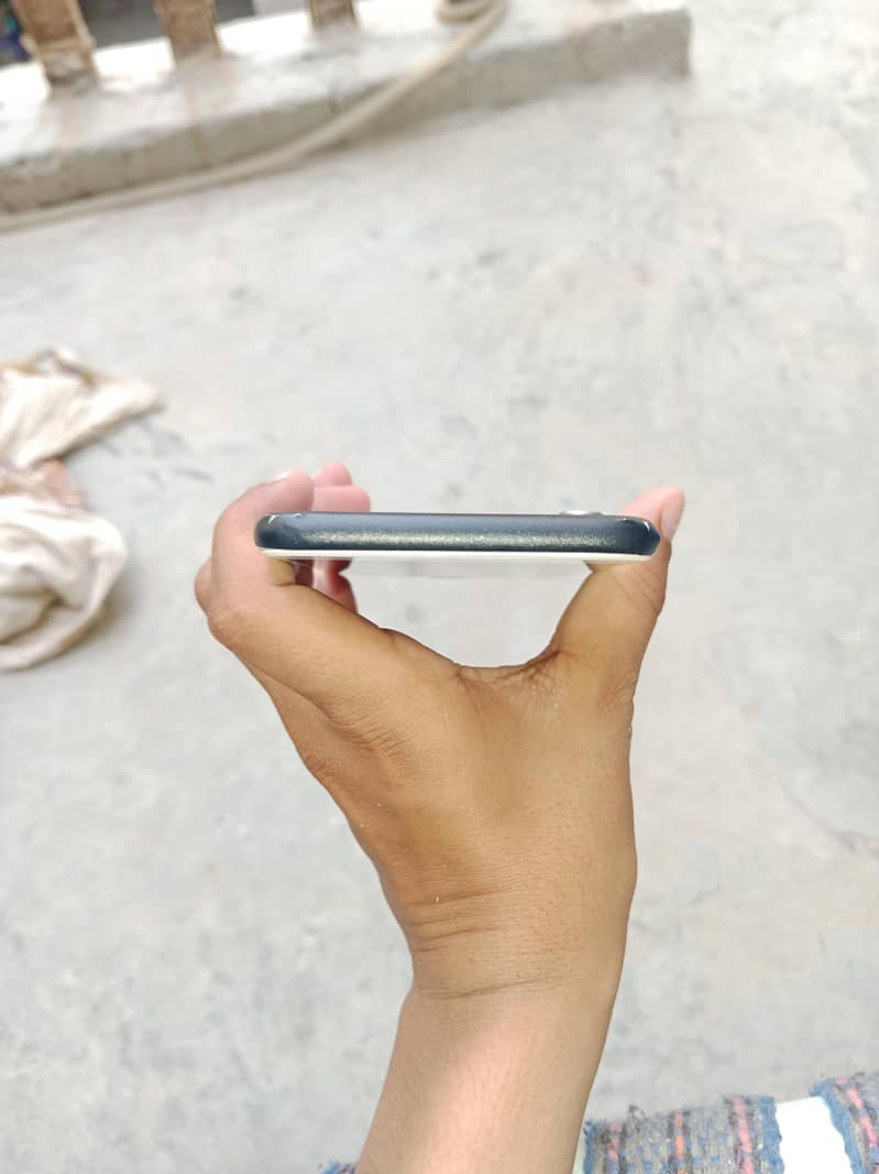 Apple iPhone 6S 0