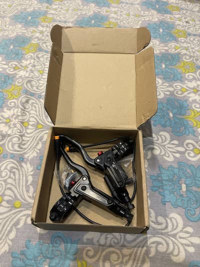 Brakes for bicycle only for disc brakes