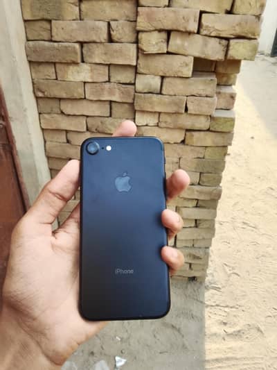 Apple iPhone 7