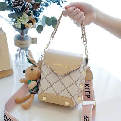 Luxury Women's Plaid Crossbody Bucket Bag with Teddy Charm
