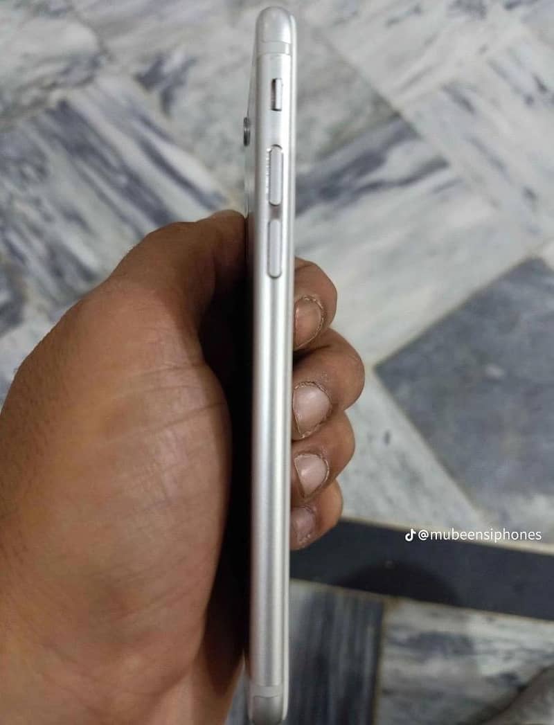 Apple iPhone 6 1