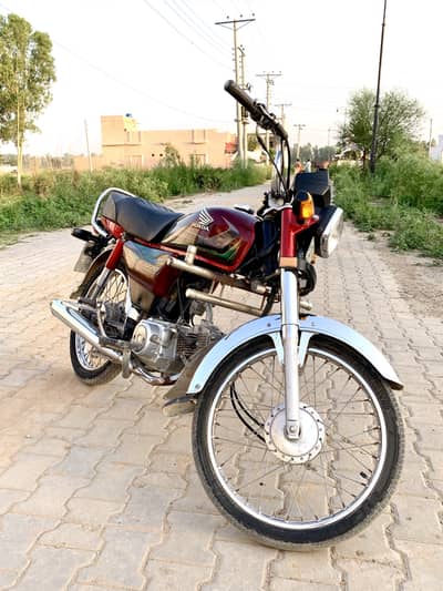 Honda CD 70 2022