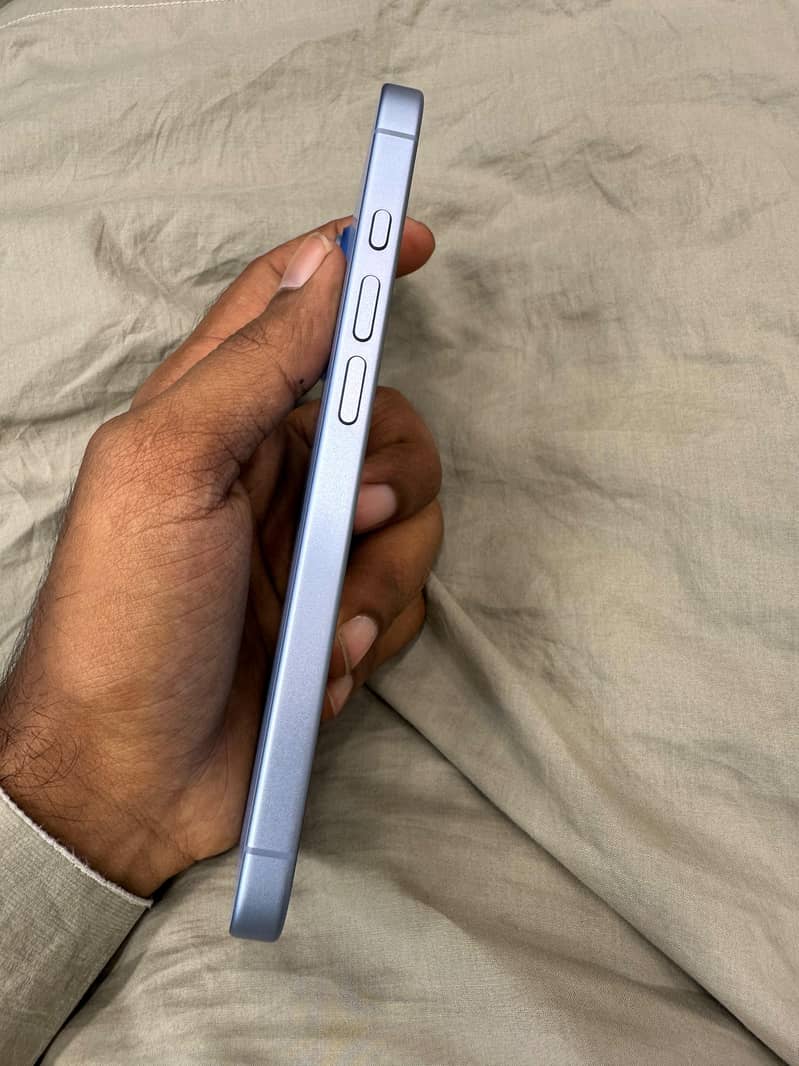 Apple iPhone 17 2
