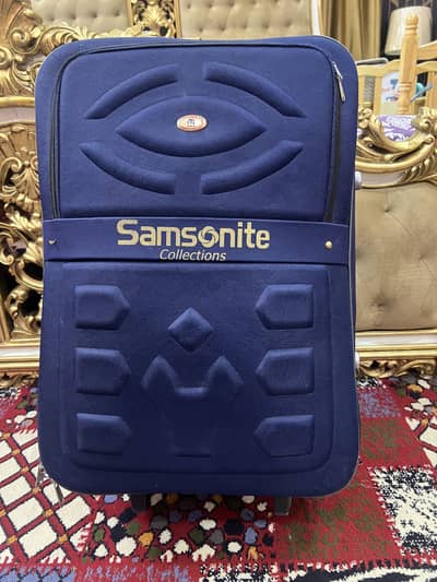 Set of 3 luggage hand carry in new condition